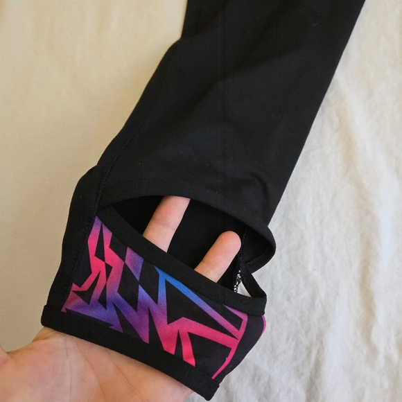 Danskin Now Multicolor Abstract Leggings EB2 - Picture 7 of 8